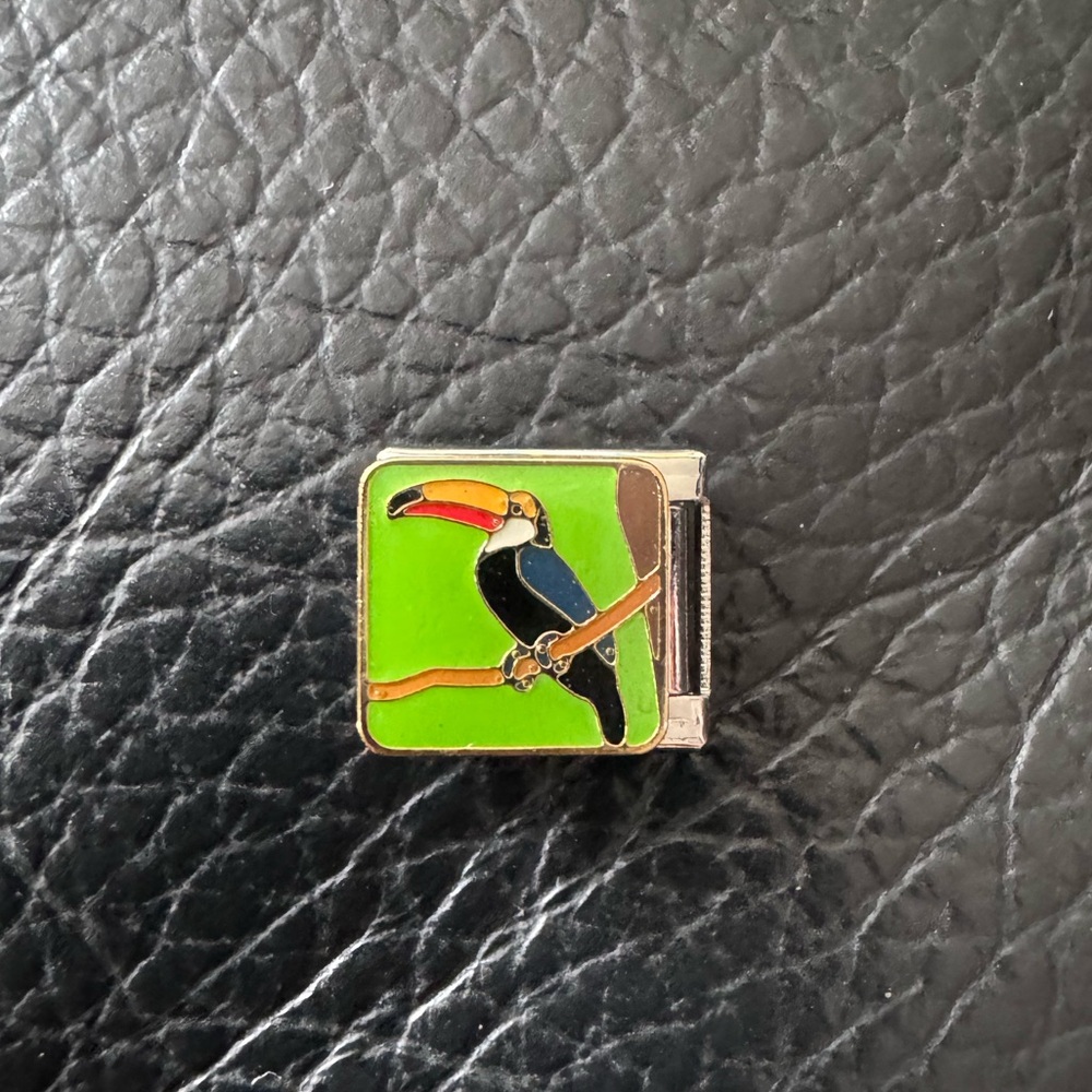 Toucan Italian Charm - Add Tropical Flair to Your Bracelet